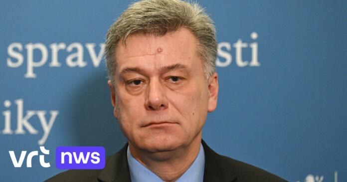 Tsjechische minister stapt op na omstreden bitcoindonatie van 40 miljoen euro door veroordeelde crimineel