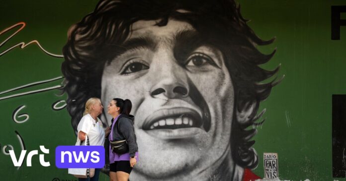 Proces rond dood Maradona moet volledig opnieuw beginnen omdat rechter in documentaire te zien is
