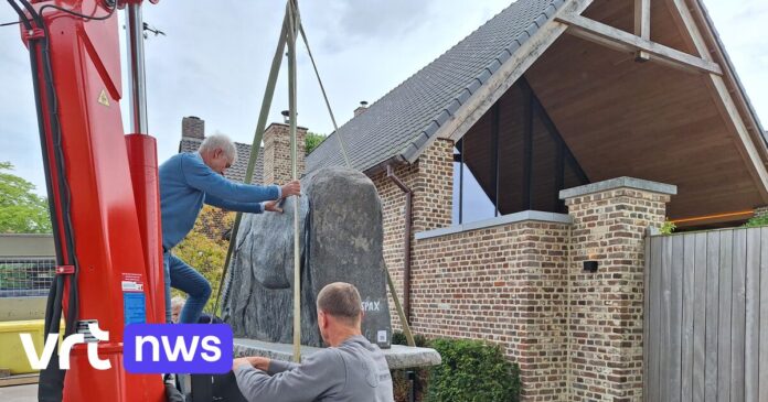 Vredesolifant van 2 ton verhuist van Zelem naar Maaseik voor de Interlimburgse Kunstfietsdagen op 8 en 9 juni