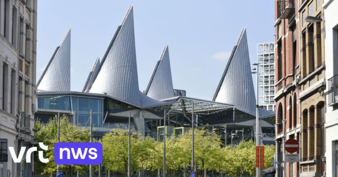 Proces tegen oud-decaan Universiteit Antwerpen over ongepast seksueel gedrag en pesterijen achter
gesloten deuren