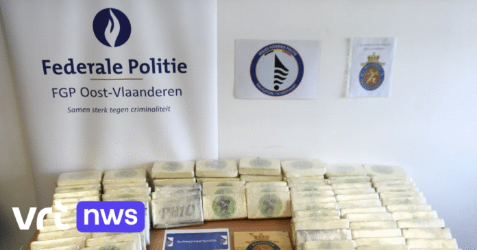 Politie vindt 120 kilogram cocaïne in transportauto in Oostakker, 3 verdachten uit Brussel aangehouden